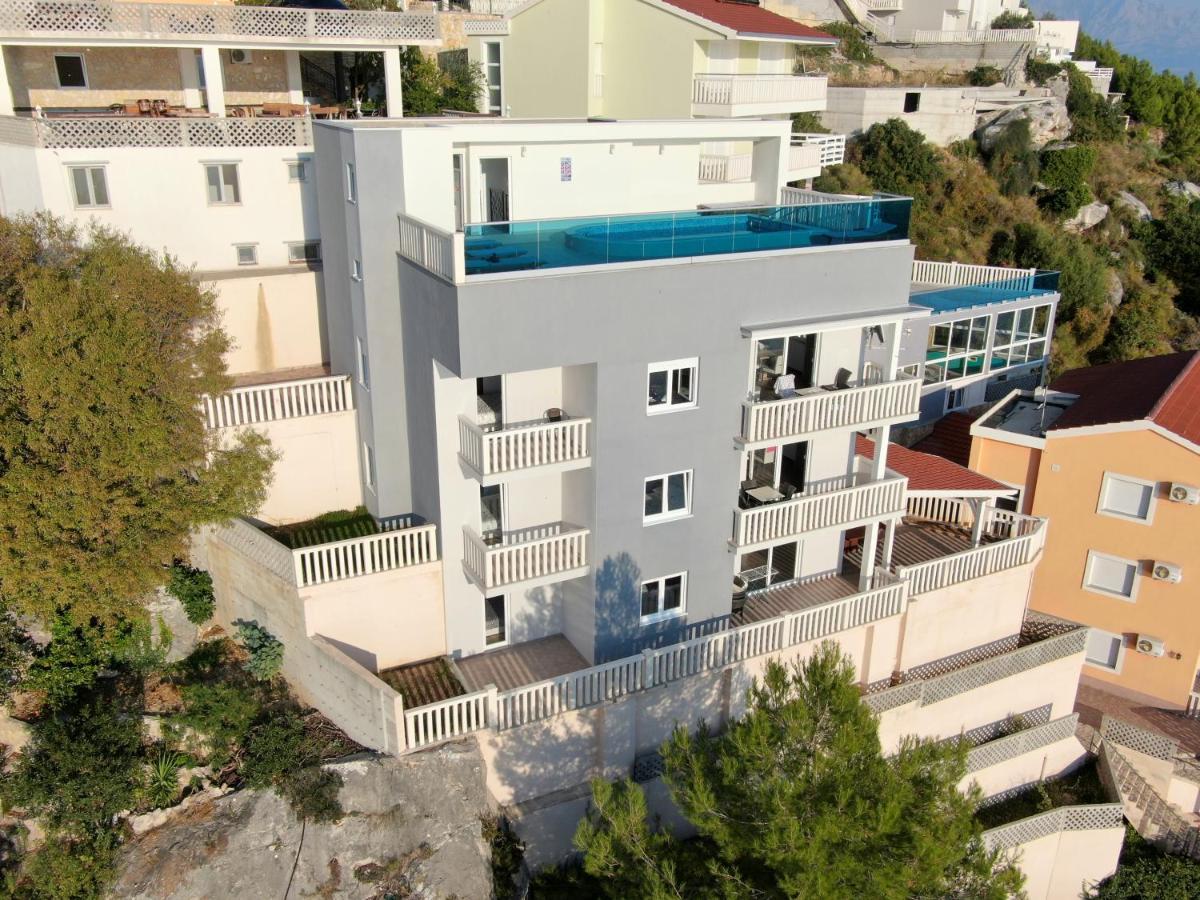 Sunny Hill Apartments With Rooftop Pool เซลินา ภายนอก รูปภาพ